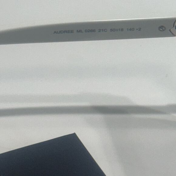Moncler Audree 50mm Square Sunglasses White - Picture 9 of 10